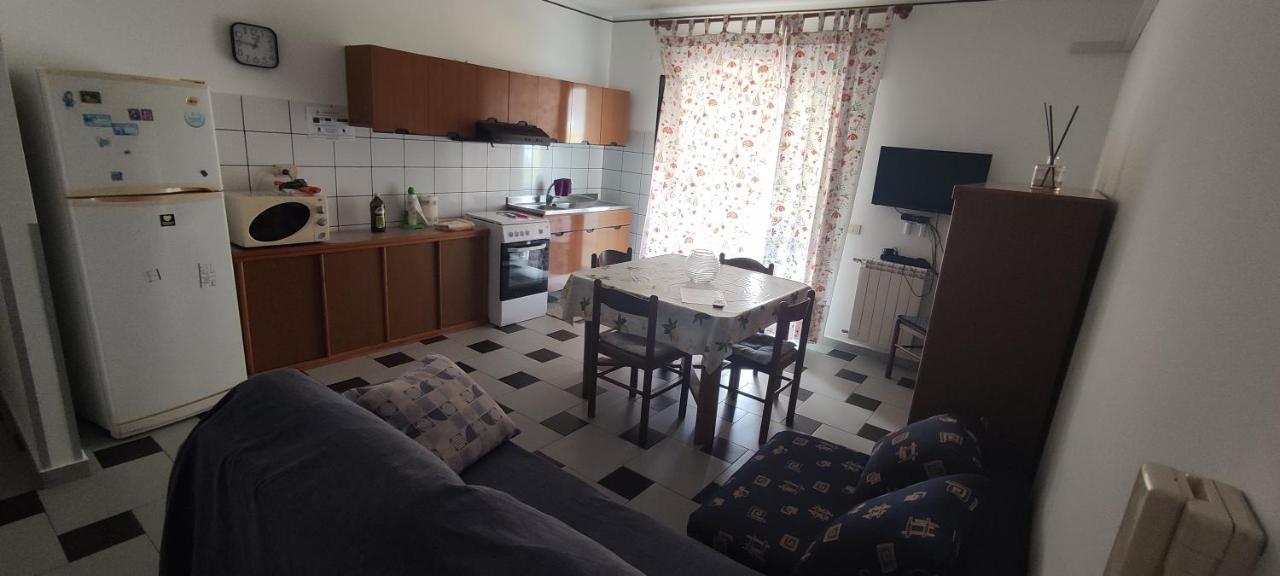 Casa Vacanza Demetra Марина-ди-Фускальдо Экстерьер фото