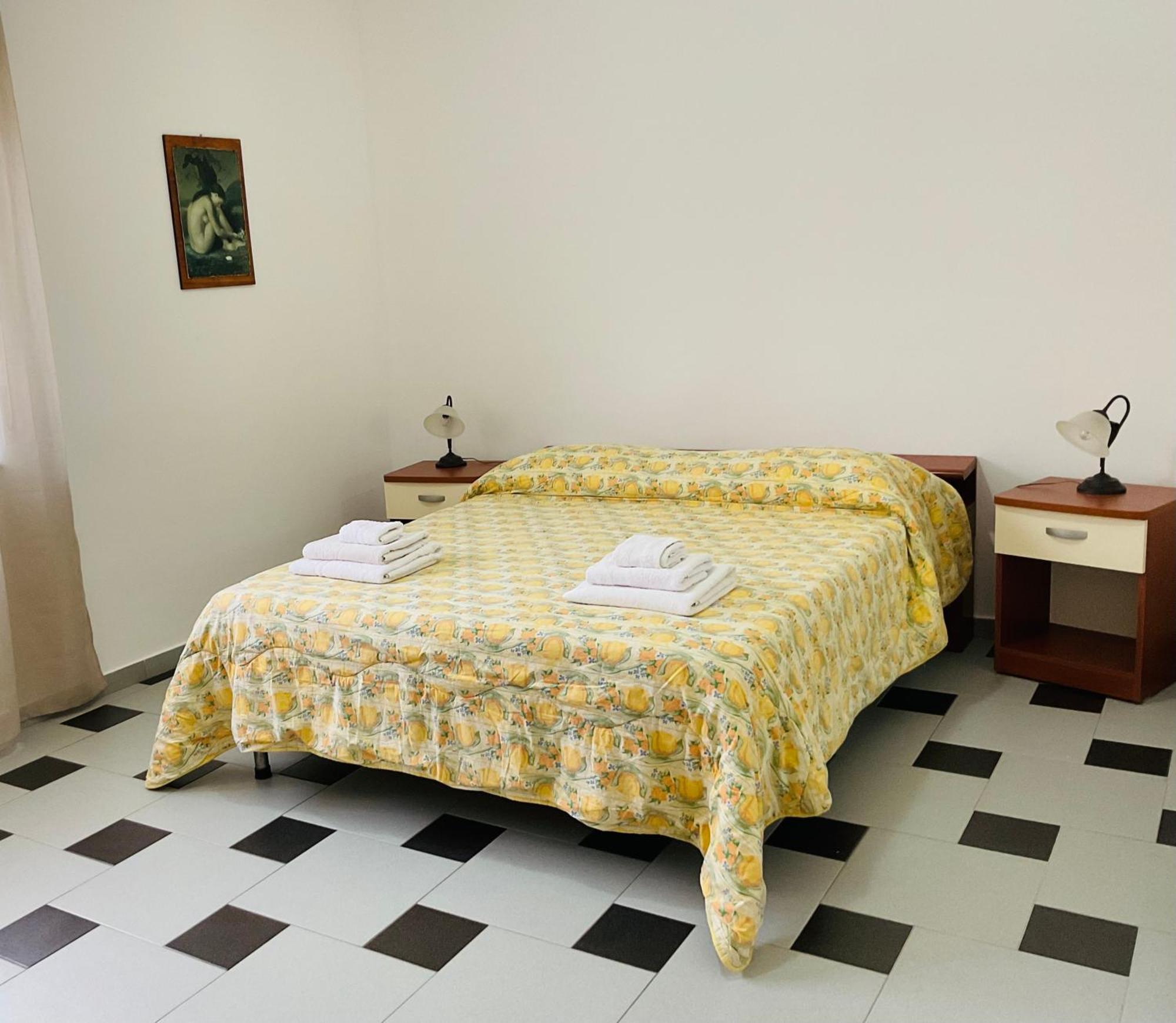 Casa Vacanza Demetra Марина-ди-Фускальдо Экстерьер фото